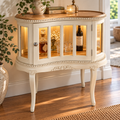 Vintage Barschrank mit Licht in Creme & Naturholz – Vitrinenschrank „Josette“