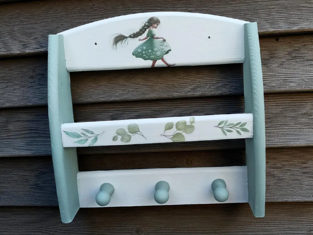 Vintage Wandregal mit Haken – kleines Gewürzregal in Pastell | Milli