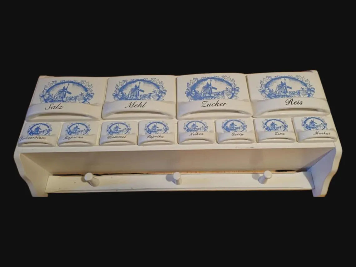 Vintage Schüttenregal mit Keramikschütten – Birko Koschierzyna blau weiß