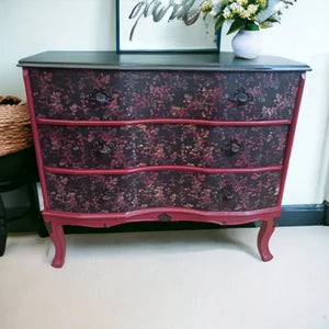 Vintage Kommode Rot Schwarz – florale Upcycling Kommode mit 3 Schubladen – Statement Möbel Jule