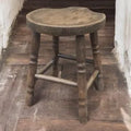 Alter Holzhocker aus Massivholz – Vintage Milchhocker & Pflanzenhocker – Emil