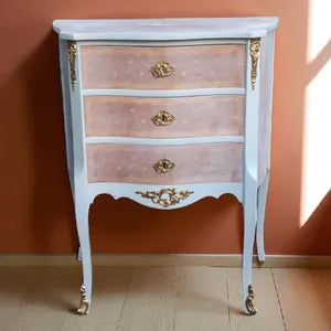 Schmale Vintage Kommode Rosa Creme mit Gold – kleine Kommode mit 3 Schubladen – Debbie