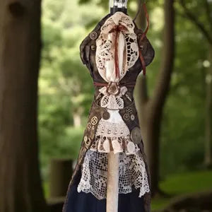 Steampunk Lampe handgefertigt – viktorianische Figurenlampe & Gothic Deko – Lisel