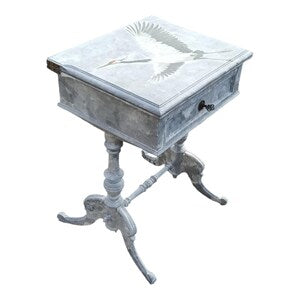 Vintage Klapptisch mit Kranichmotiv – Beistelltisch mit Stauraum & Alcantara – Silberkranich