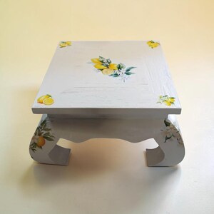 Mediterraner Couchtisch mit Zitronenmotiv – Vintage Landhaus Massivholz