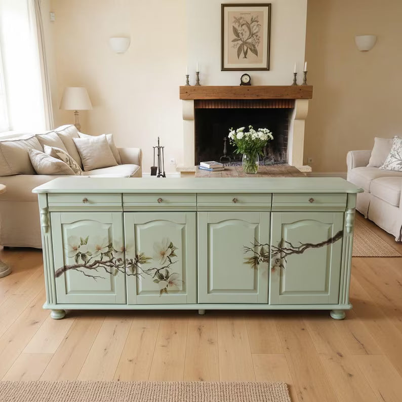 Vintage Sideboard aus Massivholz | Landhausstil | Salbeigrün mit Magnolienmotiv | Mirelle
